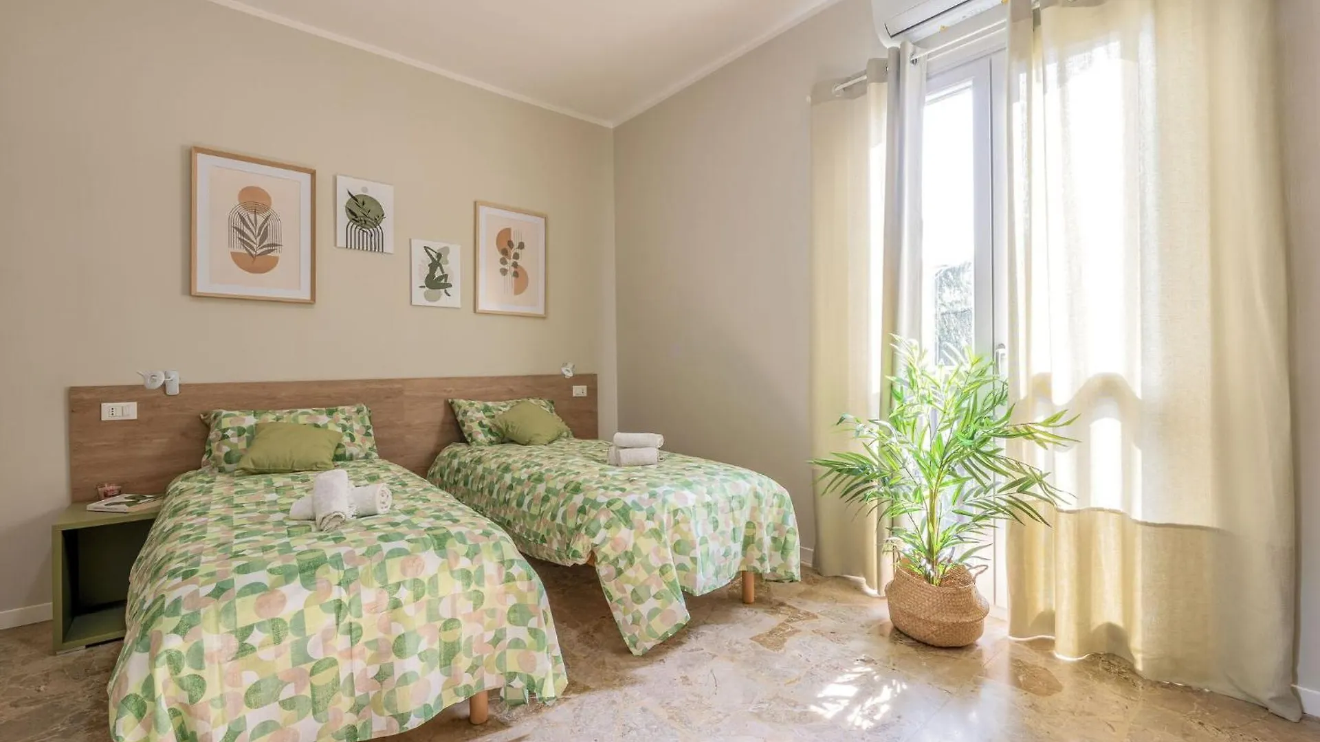 Ferienwohnung Italian Experience- Lory House Pavia Italien